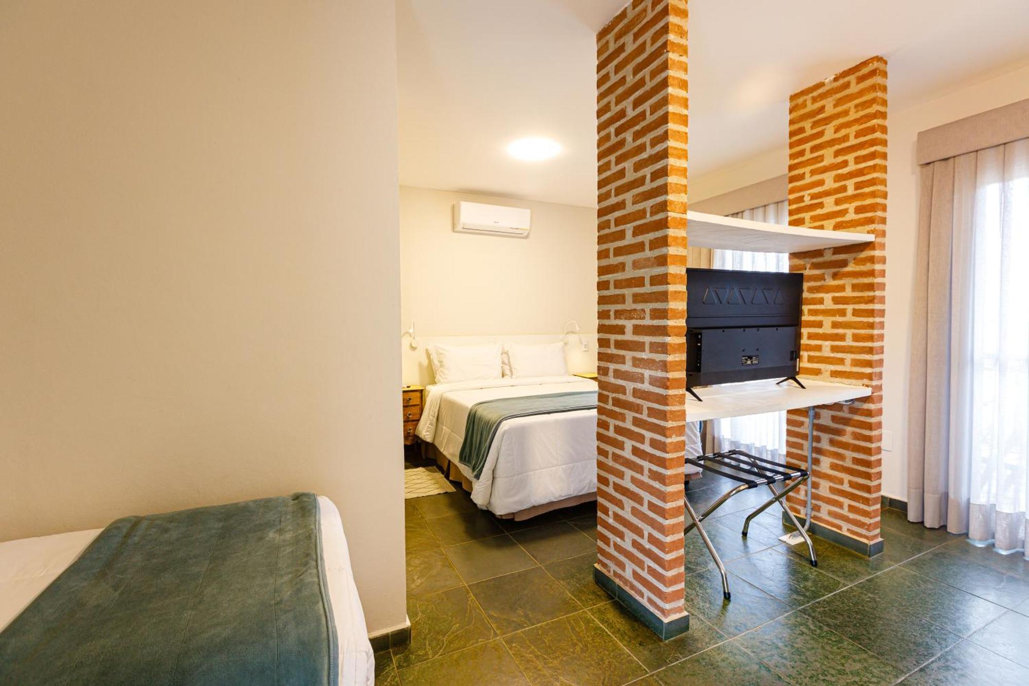 Filimahalo Hotel แซร์ฮาเนกรา ภายนอก รูปภาพ