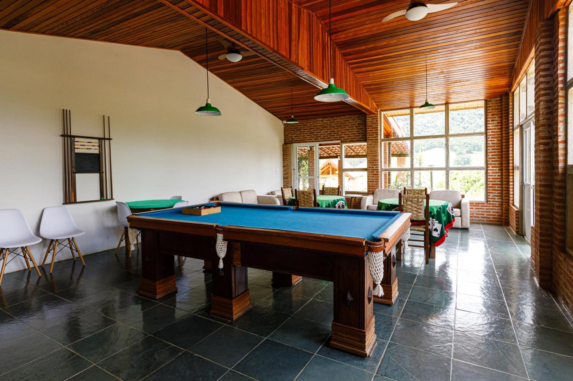 Filimahalo Hotel แซร์ฮาเนกรา ภายนอก รูปภาพ