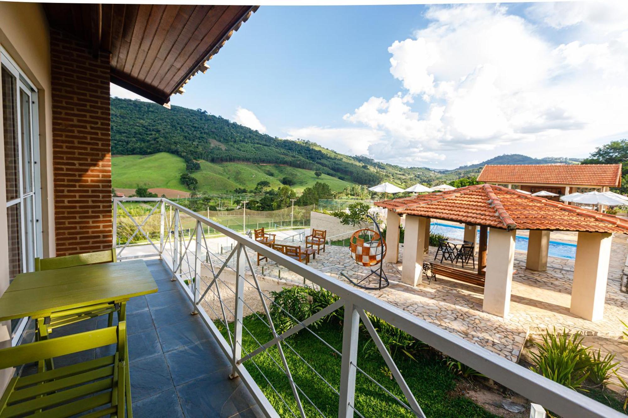Filimahalo Hotel แซร์ฮาเนกรา ภายนอก รูปภาพ
