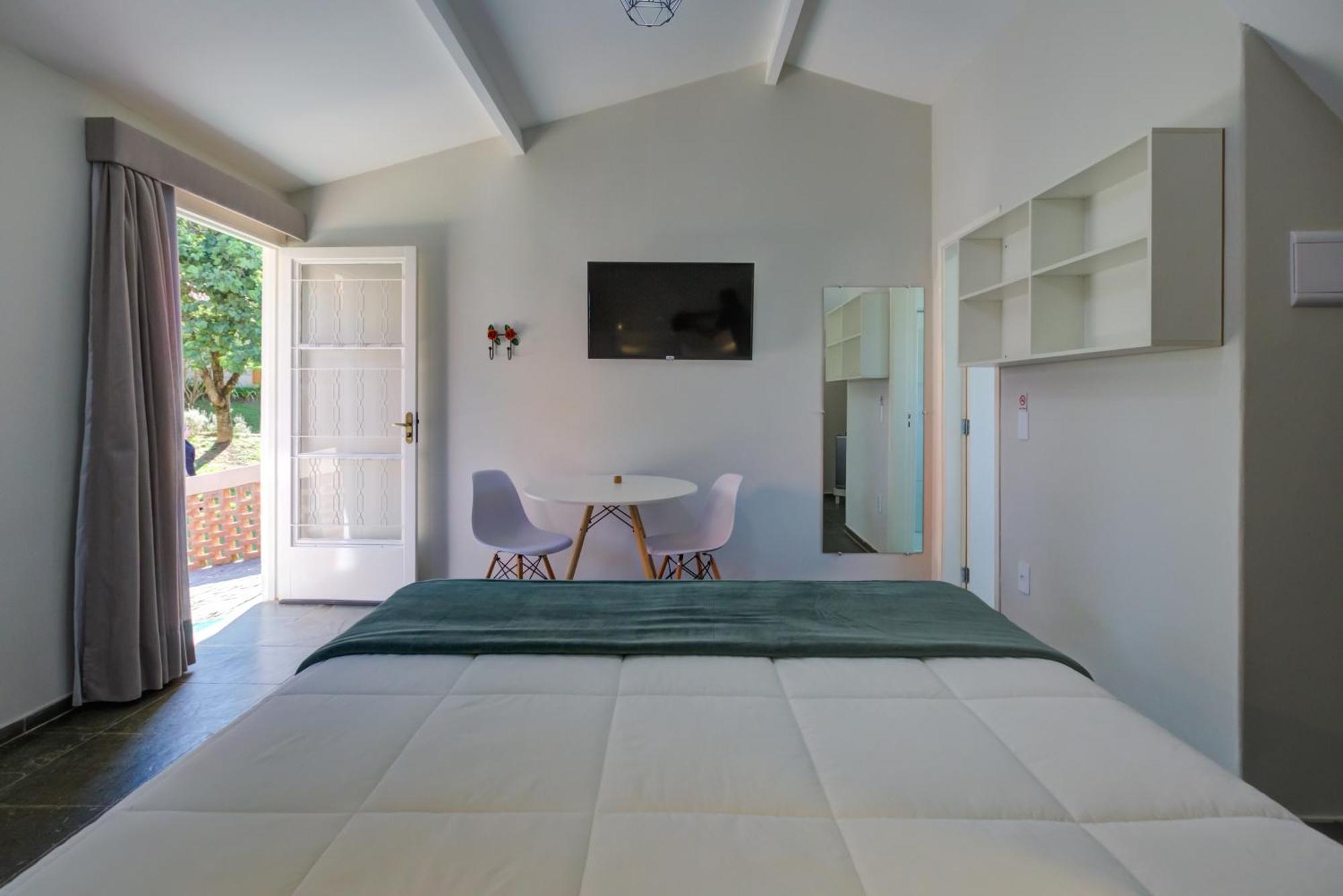 Filimahalo Hotel แซร์ฮาเนกรา ภายนอก รูปภาพ